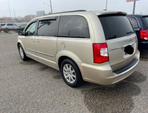 2014 CHRYSLER TOWN & COUNTRY FOR SALE