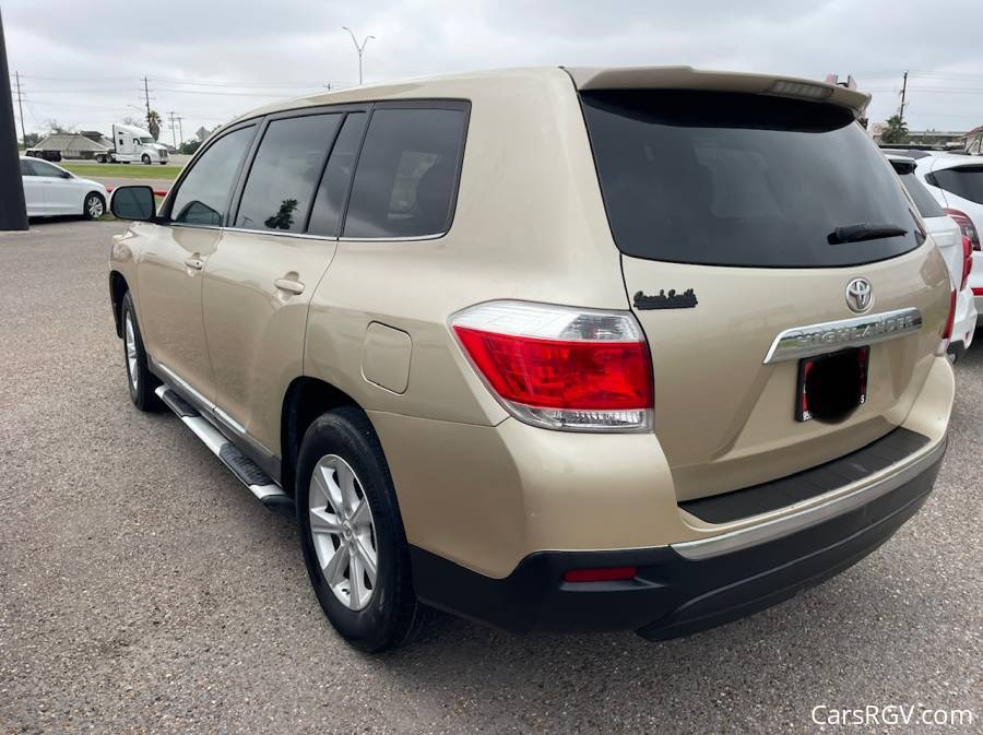 IS 2011 A GOOD YEAR FOR TOYOTA HIGHLANDER visual data 6