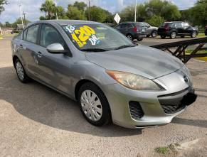 BUY HERE PAY HERE 2013 MAZDA 3 AVAILABLE